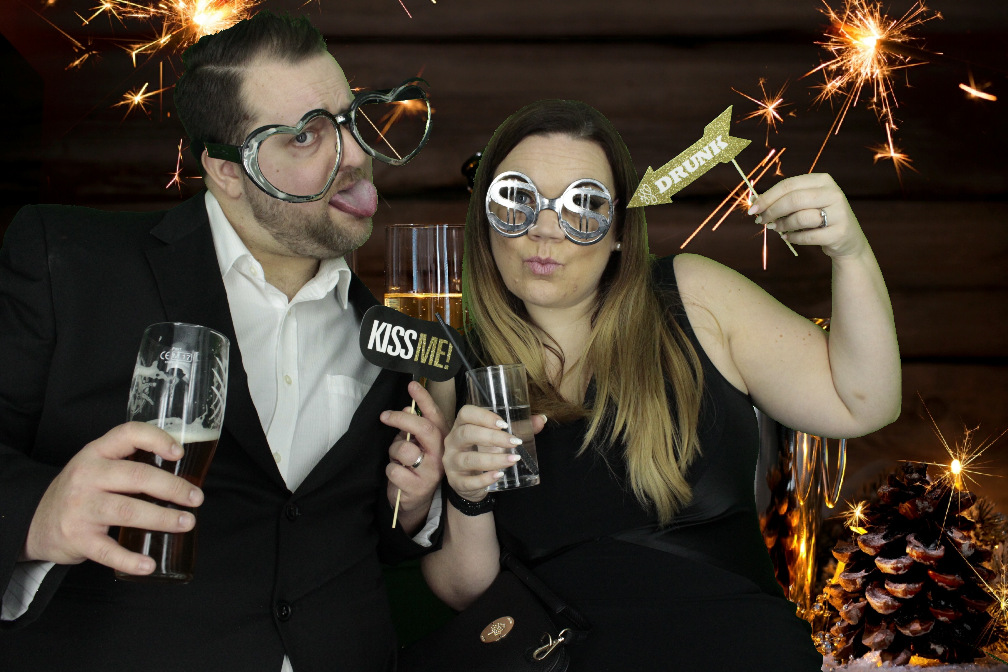 New Years Eve Party Silvermere | View more photos from the event at gallery.myphotoboothexperience.co.uk/u/MyPhotoBoothExperienceLtd/New-Years-Eve-Party-Silvermere